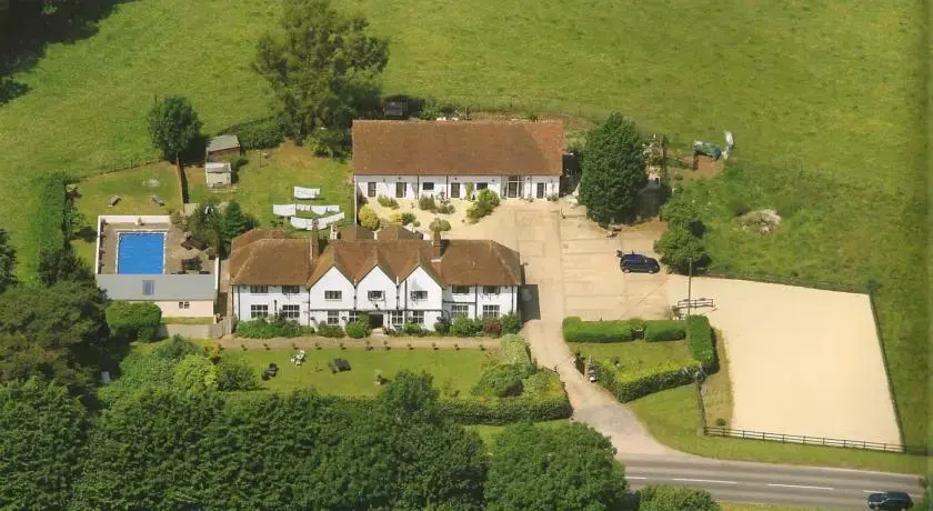 Lancers House - Guest House