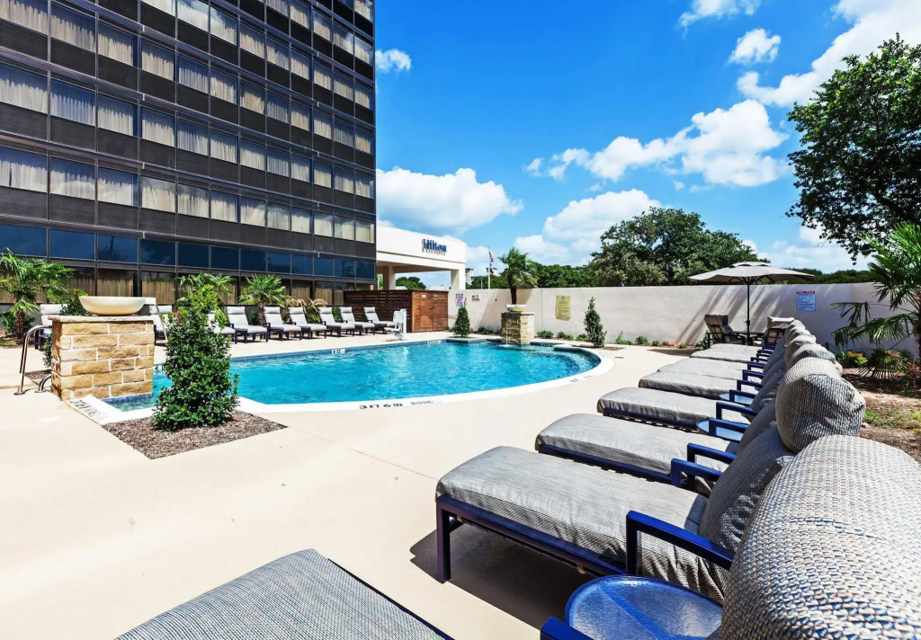 Hilton Waco