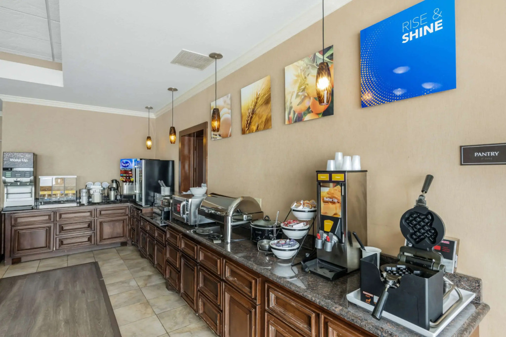 Comfort Inn & Suites Fort Worth West I-30 NAS JRB