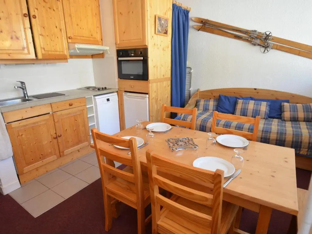 Appartement Les Menuires, 1 pièce, 4 personnes - FR-1-452-233
