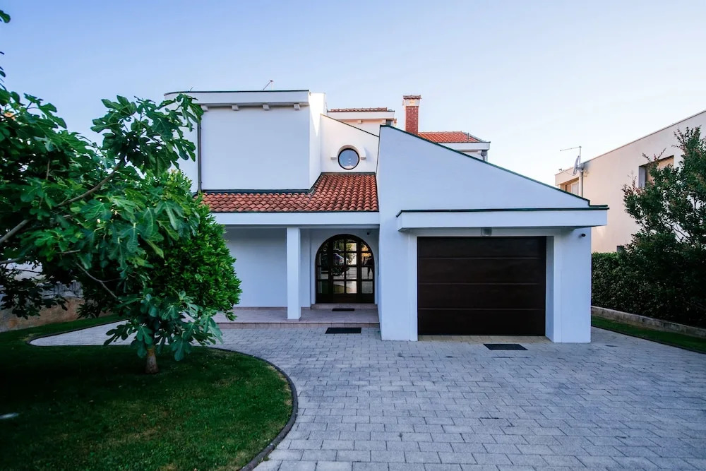 Villa Sonik