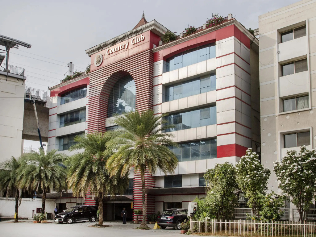 OYO 1410 Country Club Begumpet