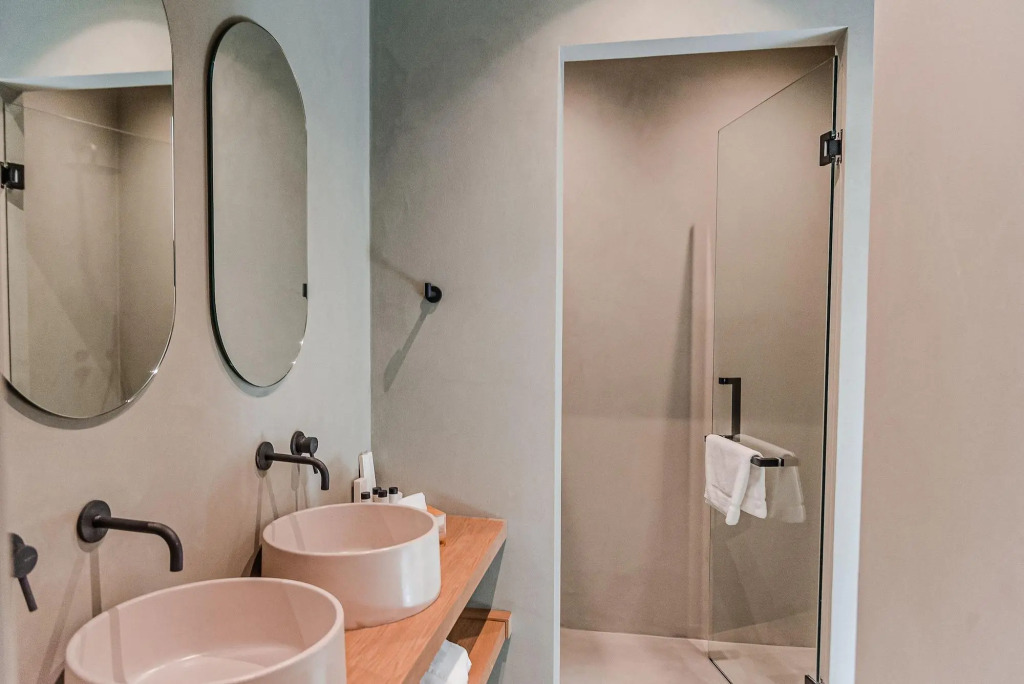 Amarelo Suites