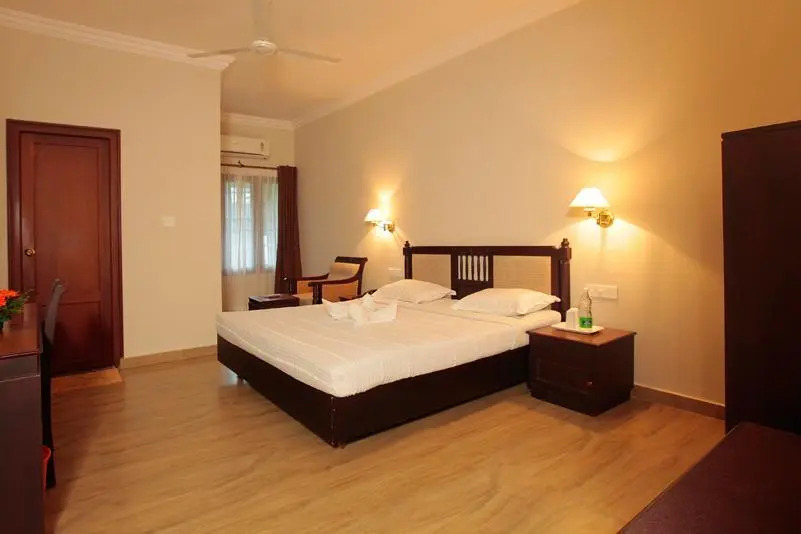 Hotel Silver Crest