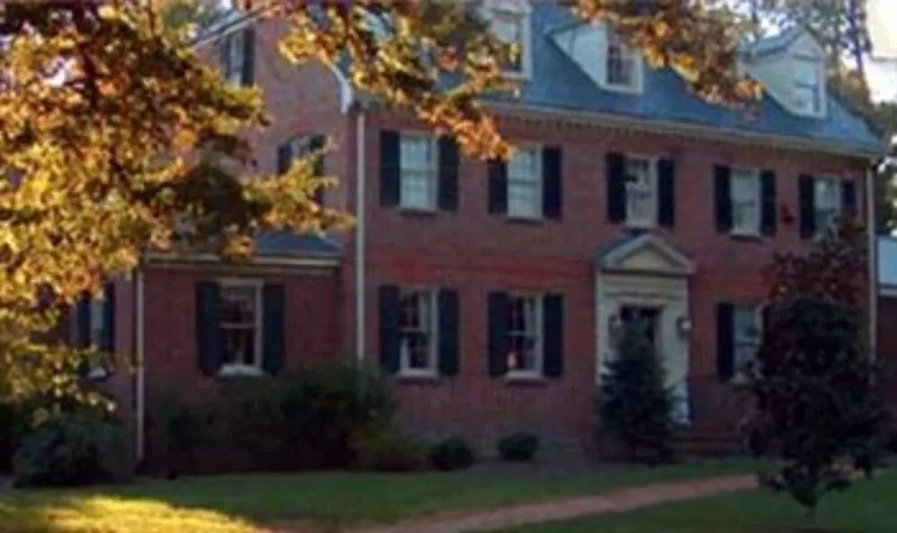 Magnolia Manor B&B Inn