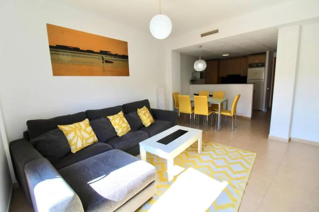 Delta Ebre terraza. A 950 m de L'Ebre, WIFI. Locamar Appt Paula