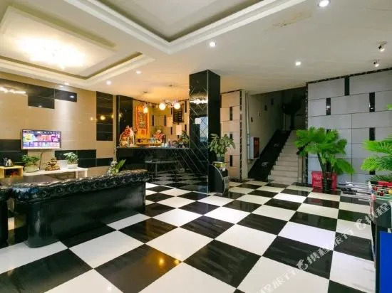 8090 Hotel