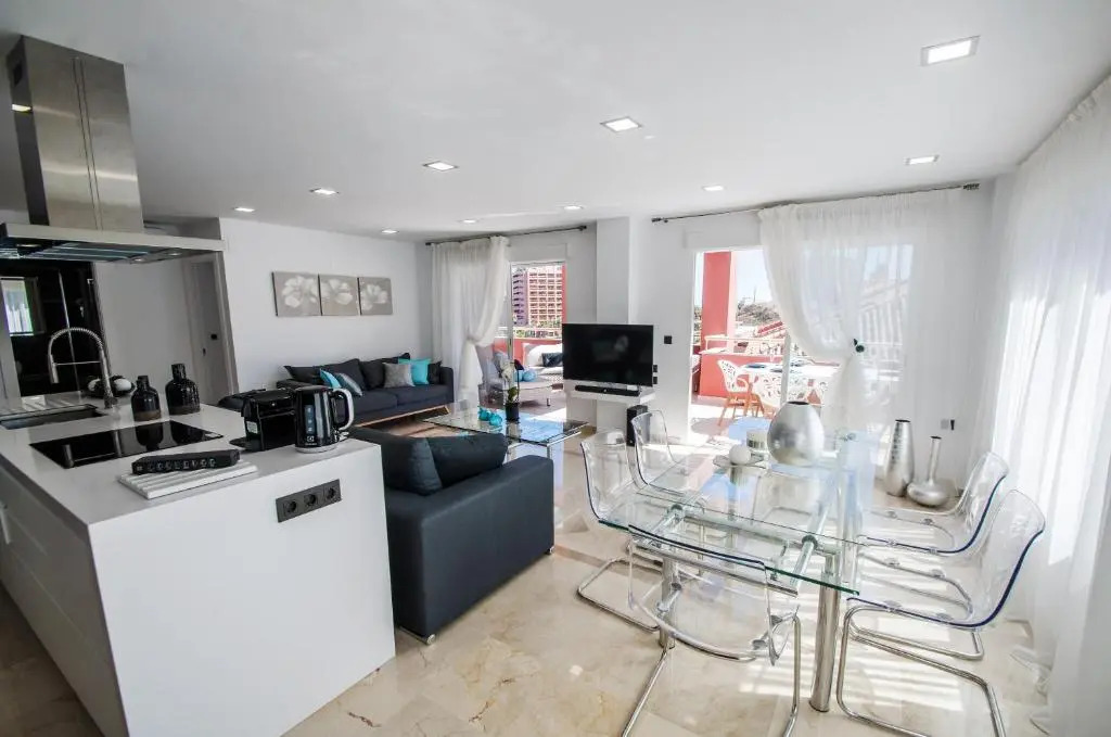 Gorgeous 170 Sq.M. Penthouse with Sea View Terraces