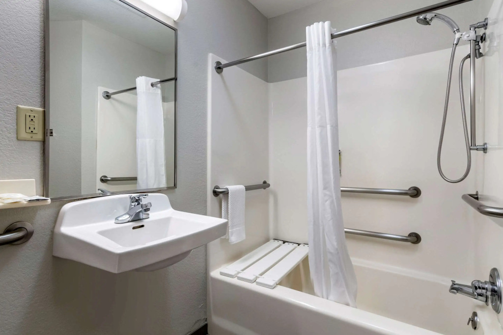 MainStay Suites Emporia