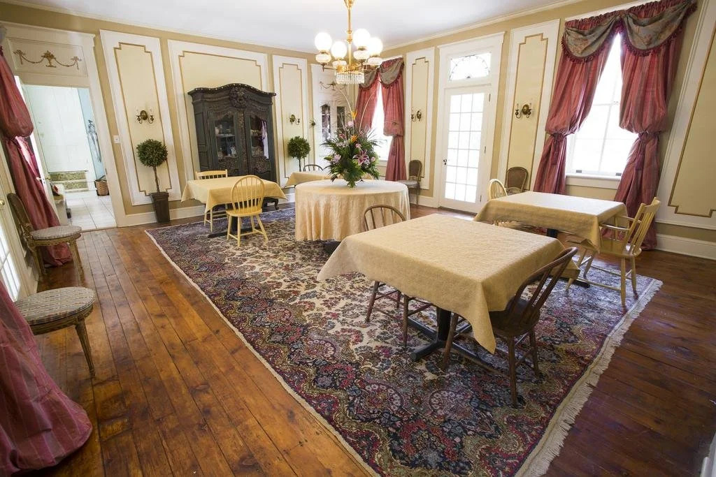 Hollinger House
