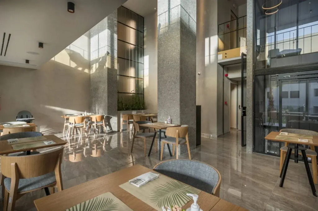 Hyperion City Hotel & Spa
