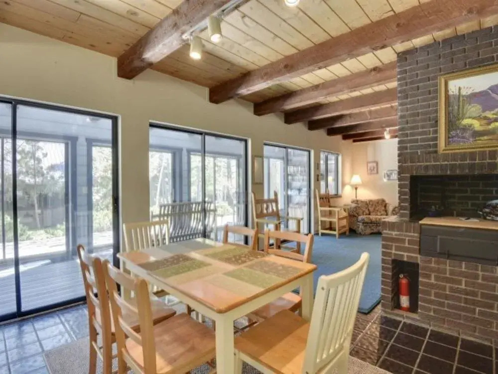 64 Fairway Place 3 Br Home by RedAwning