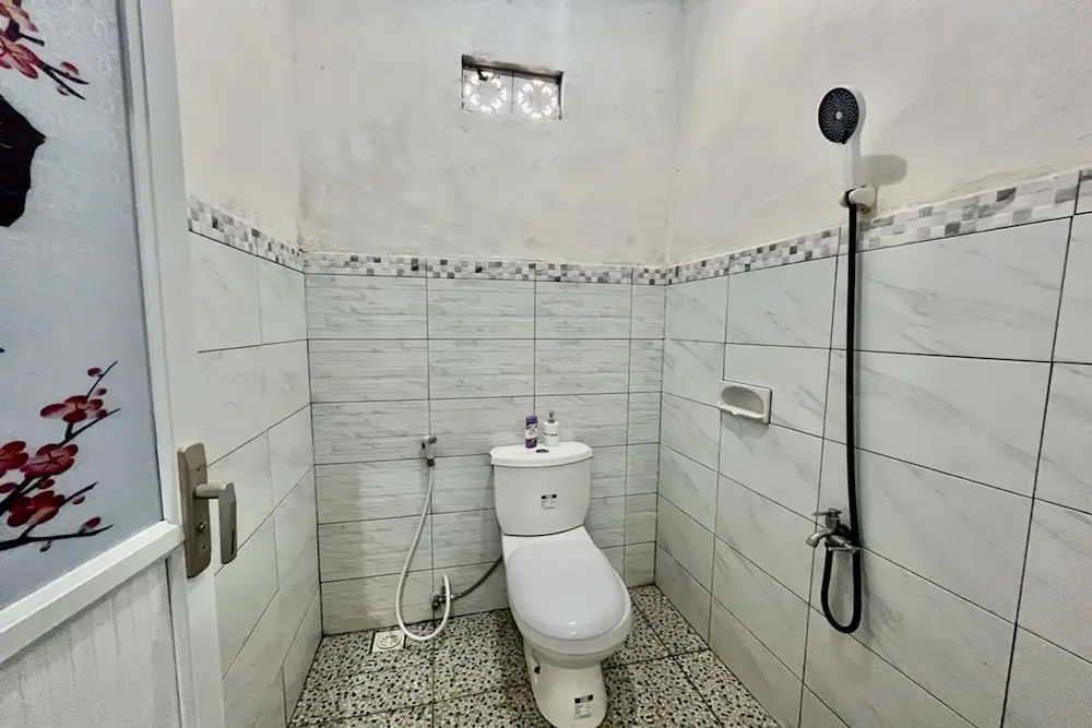 OYO 93482 Penginapan Tenang Lovina
