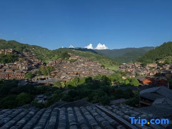 Thousands of Miles · Valtemon High Altitude Beauty Field Homestay