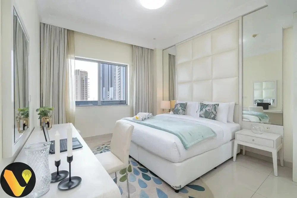 Vogue Stylish Apt Near Dubai Mall & Burj