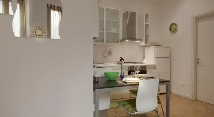 Gramsci Halldis Apartment