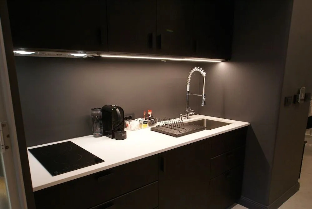Fingerprint Tree Apartment