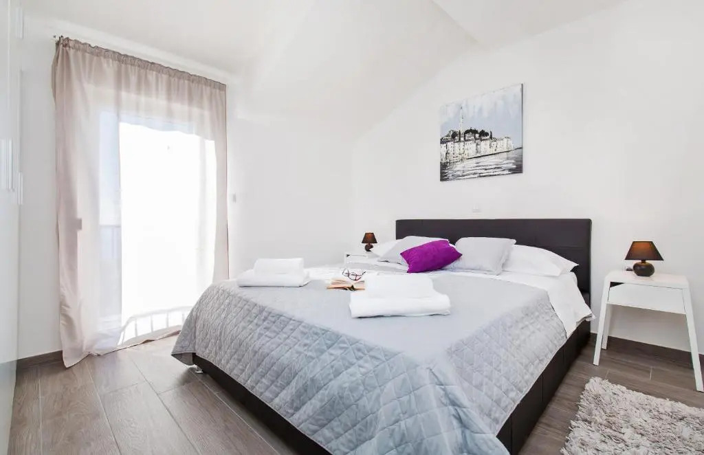 Sunset Apartment