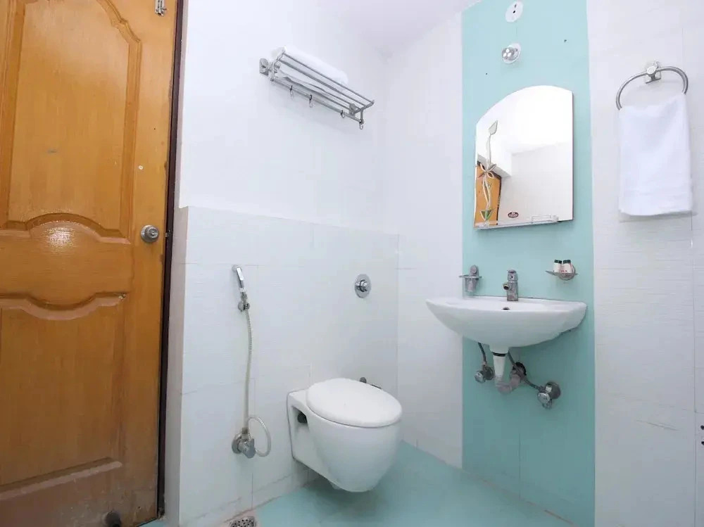 K comfort By OYO Rooms