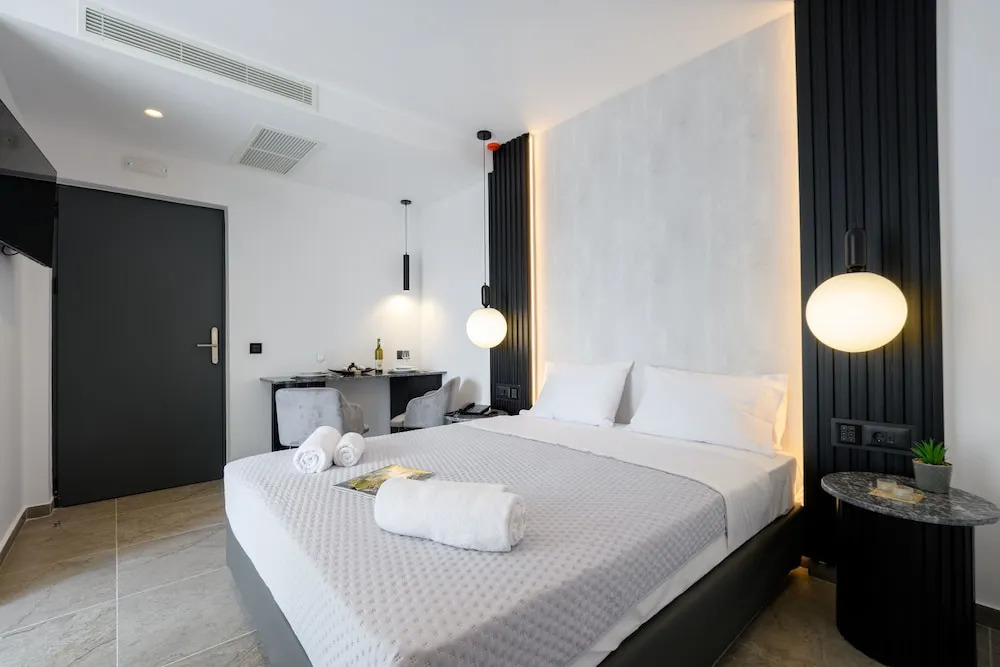 EcoHeaven Suites