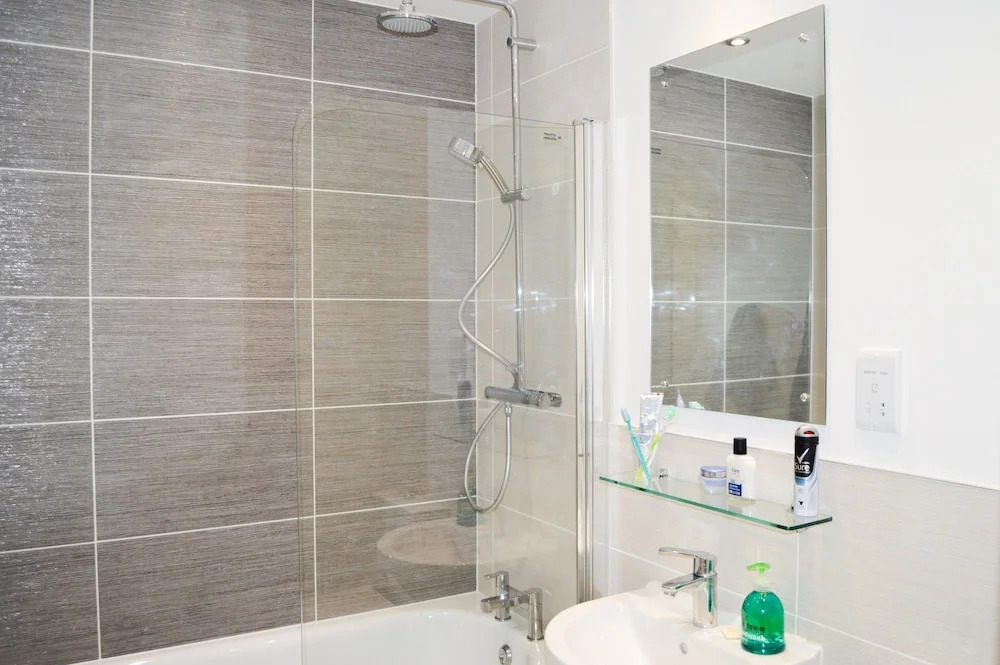 Spacious 2 Bedroom Home
