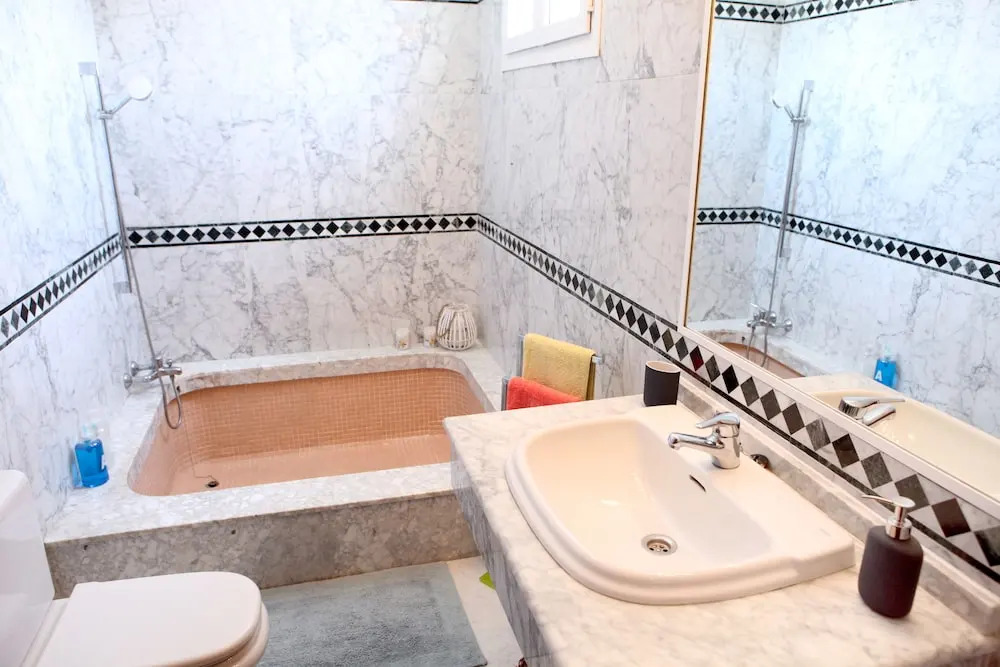 Duplex Karivu Gavídia