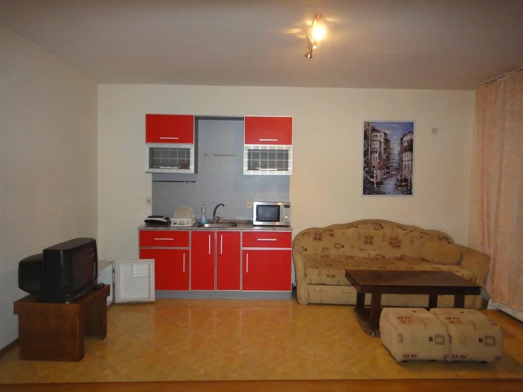 Guest House Eos