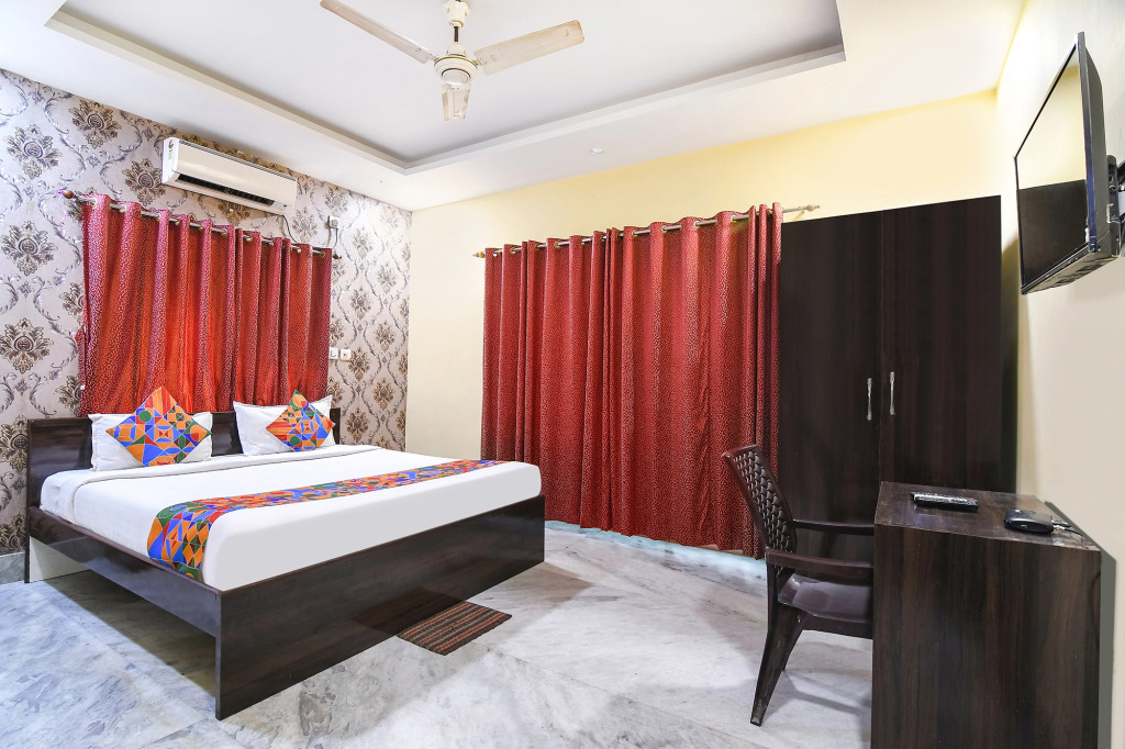 FabHotel Saltlake Palace - Nr Anandlok Hospital