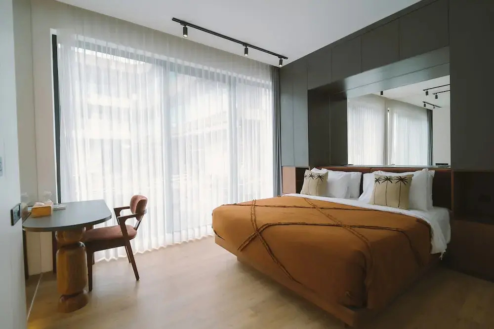 The Oasis II Townhouses by BREIG