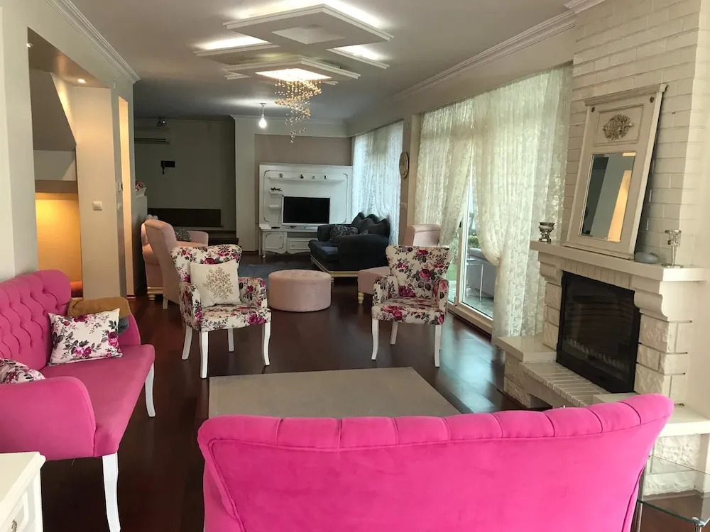 Guzide Villa 2