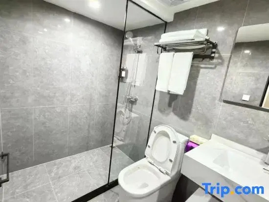 Unitour Hotel Chongqing Jiefangbei Pedestrian Street