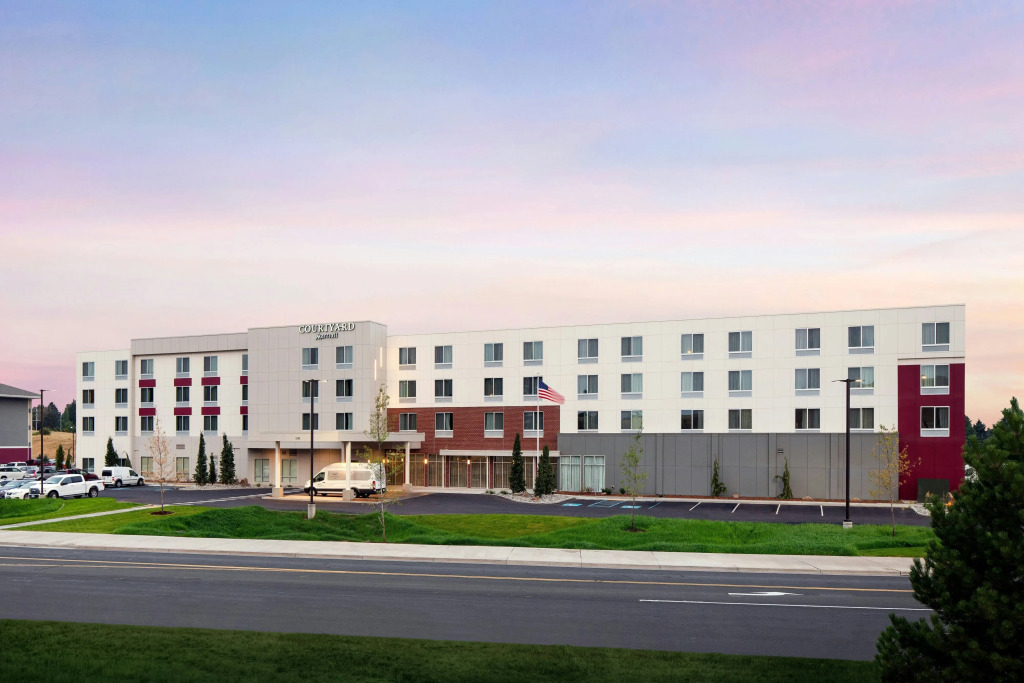Courtyard by Marriott Pullman
