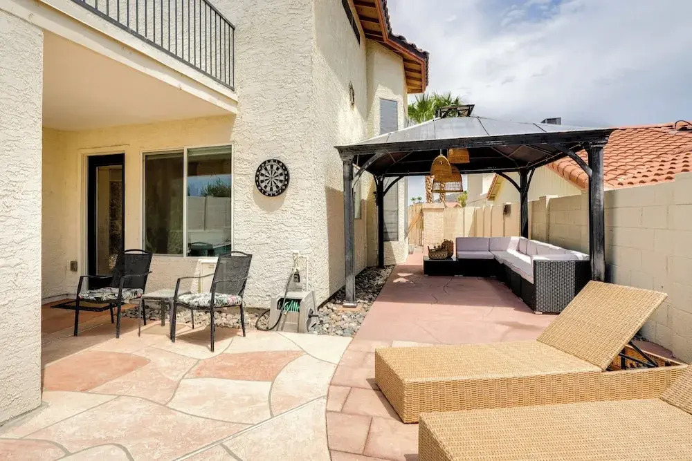 Outdoor Oasis! Mtn-view Desert Getaway in Phoenix