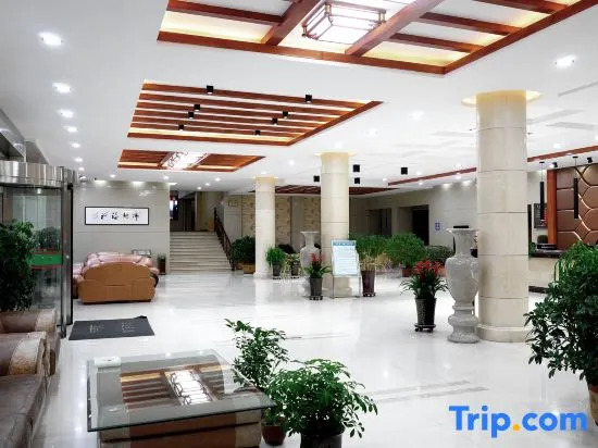 Wutaishan Yunfeng Hotel (Zhenrong Temple Branch)