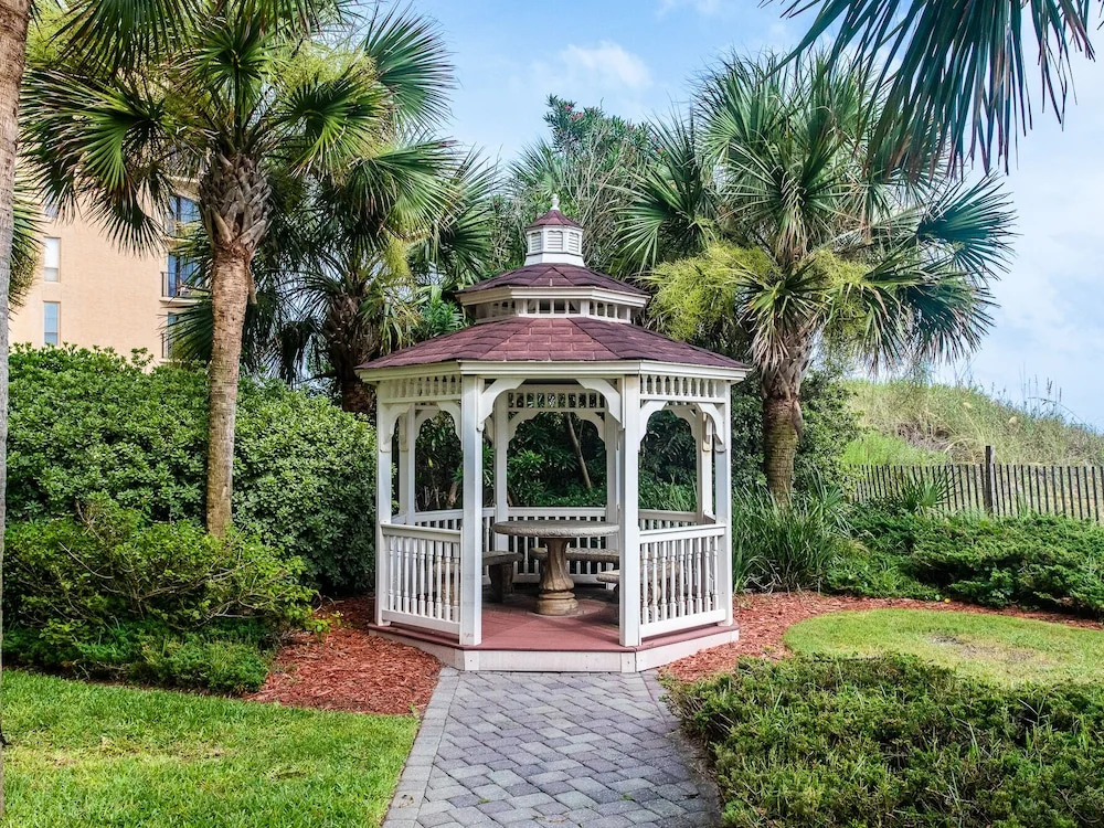 Water's Edge by Southern Vacation Rentals