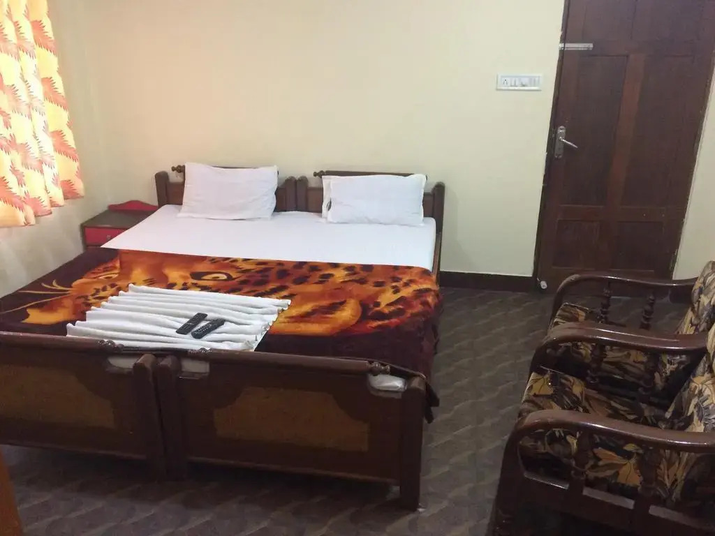 Hotel Green Land