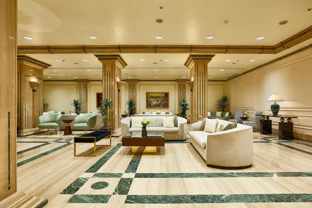 Sonesta St. George Hotel - Convention Center