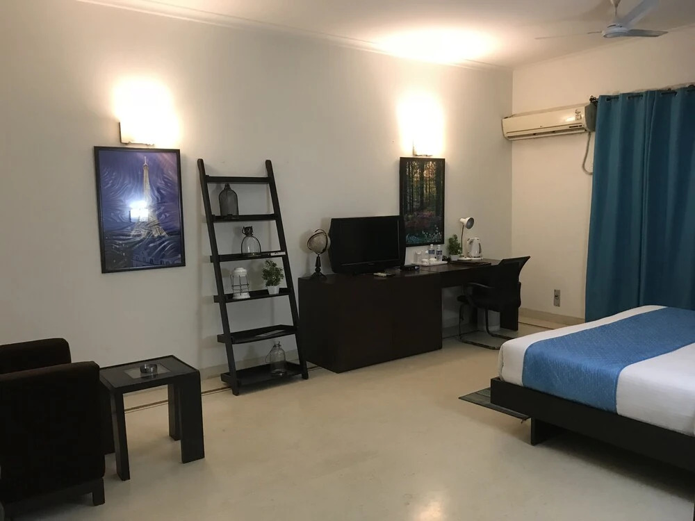The Essence Suite