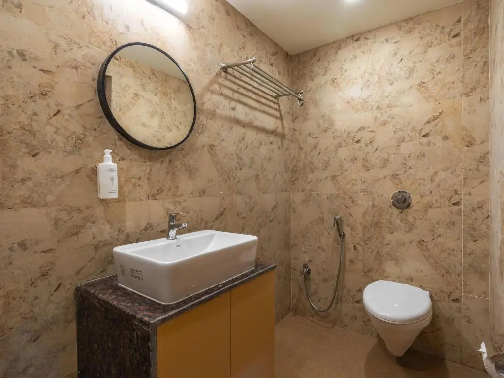 The Hosteller Lonavala, City Centre