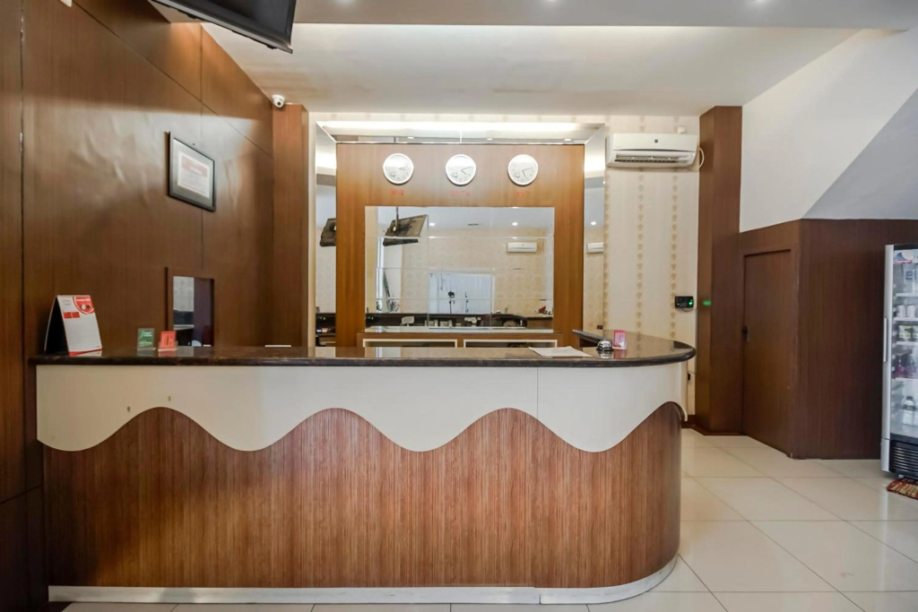 RedDoorz Plus at Karebosi Area 2 Makassar