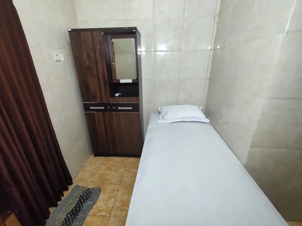 Homestay Kingkost at Nanda