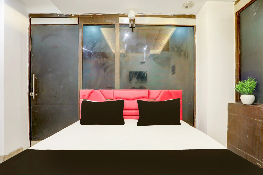 Hotel O Kashish Residency