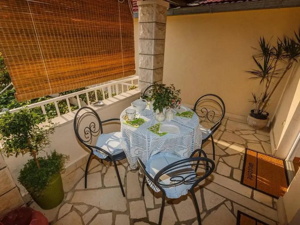Apartments Roda
