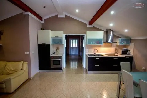 Apartments Lores