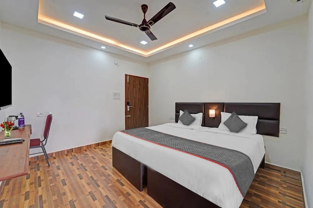 Townhouse Arulmigu Devi Temple Chennai