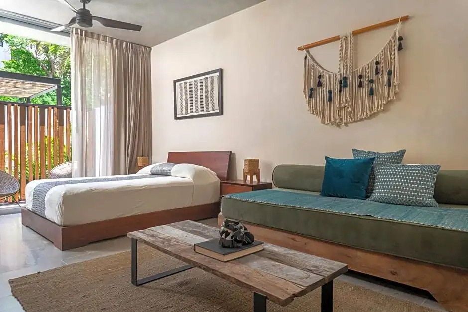 Studio for 3 Casa Azul
