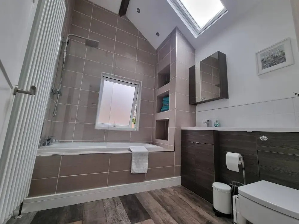 4 Bed Townhouse-sleeps 7-garden-pets-valley View