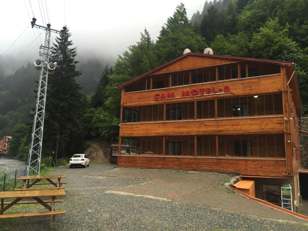 Çam Otel 2