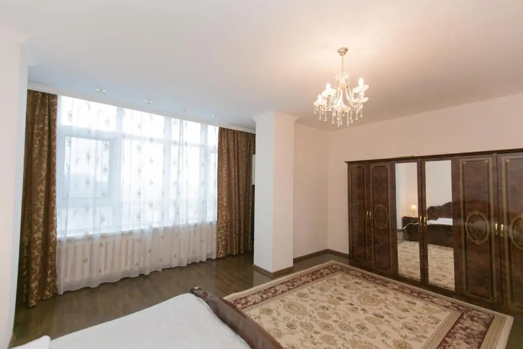 Diplomat Apartment on Sarayshyq st 34