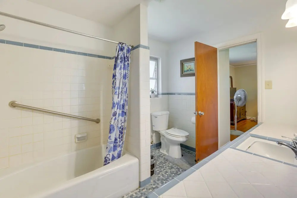 Cozy Home in Montgomery ~ 3 Mi to ASU Campus!